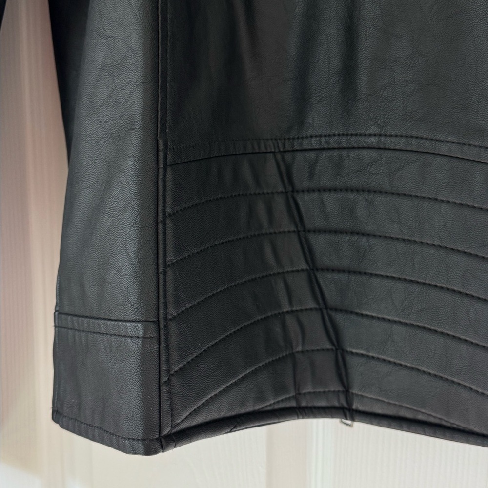 G by Guess Black & Gray Faux Leather Jacket - Picture 14 of 14